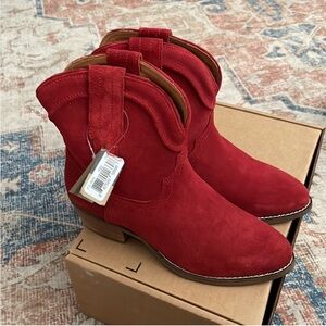 Dingo Red Ankle Booties